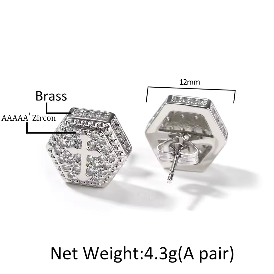 Boucle d`oreilles avec croix pavée