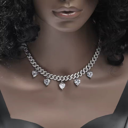 collier petits cœurs