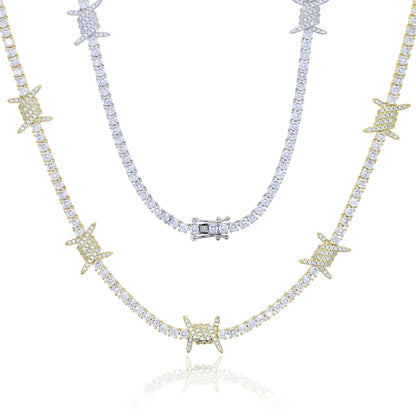 Collier a pendentif tête de Jésus-Christ