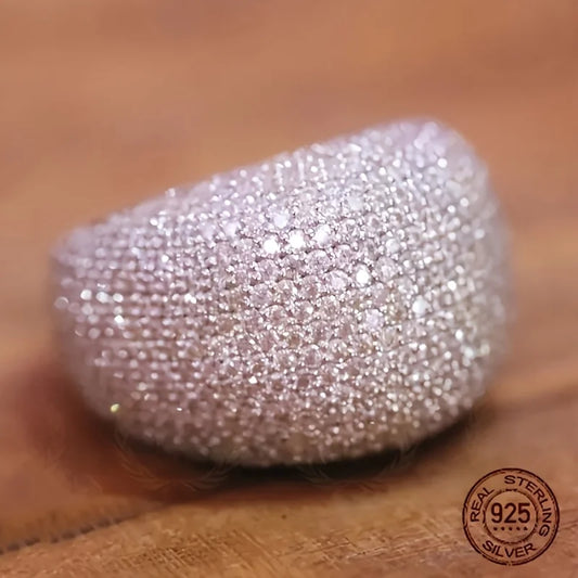 Bague hiphop ornée de zircons ronds
